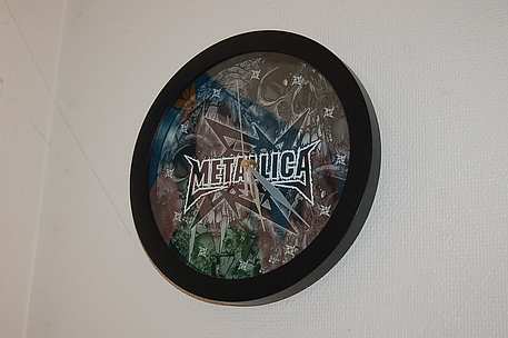 Metallica Wanduhr / Clock - Skulls & White Logo