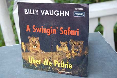 Billy Vaughn " A Swingin' Safari " Single / London