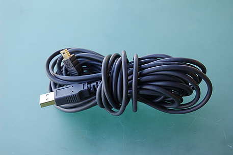 USB ---> Mini USB Kabel / vergoldete Stecker / 6m lang 