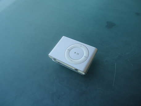 Apple iPod Radio Remote / Tuner