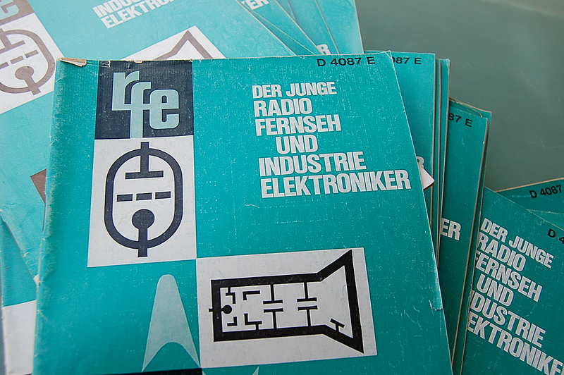 Der junge Radio Fernseh und Industrie Elektroniker / 1969 / 1970 / 1971