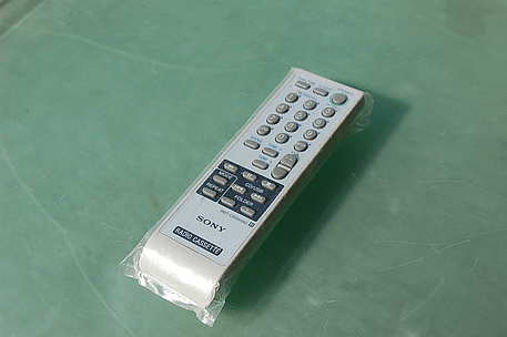Sony RMT-CRS 60 AD remote / Fernbedienung f. Radio Cassette / NOS