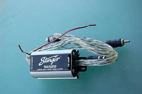 Stinger SGN 20 Entstörfilter / Ground Loop Isolator