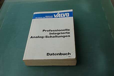 Valvo Datenbuch 1985 / Professionelle Integrierte Analog-Schaltungen