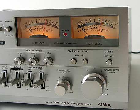 AIWA Prospekt 1979 - Aiwa AD-6900 / AT-9700 / AP-2500 / AA-8700