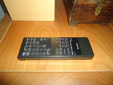 Sony RM-D 670 A remote / Fernbedienung für DTC- DAT Recorder