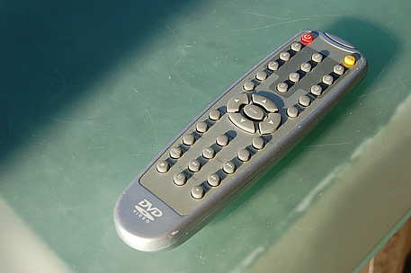DVD Remote / Fernbedienung Universal / silver