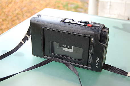 Sony TCS-300 / mit Ledertasche / Mikrofon