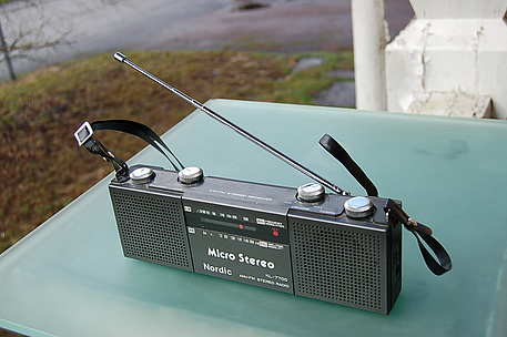 Nordic KL-7700 Micro Stereo AM/FM Radio